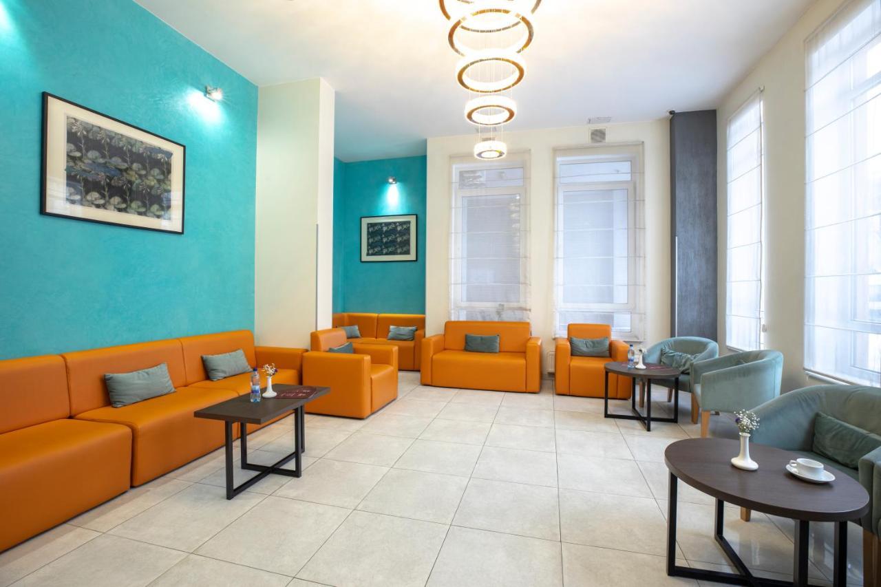 Raziotel Kyiv Yamska Esterno foto