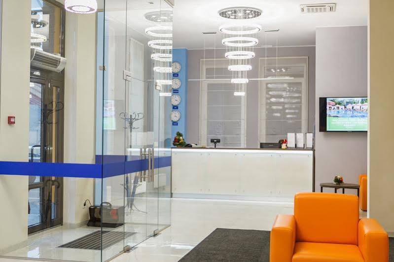 Raziotel Kyiv Yamska Esterno foto