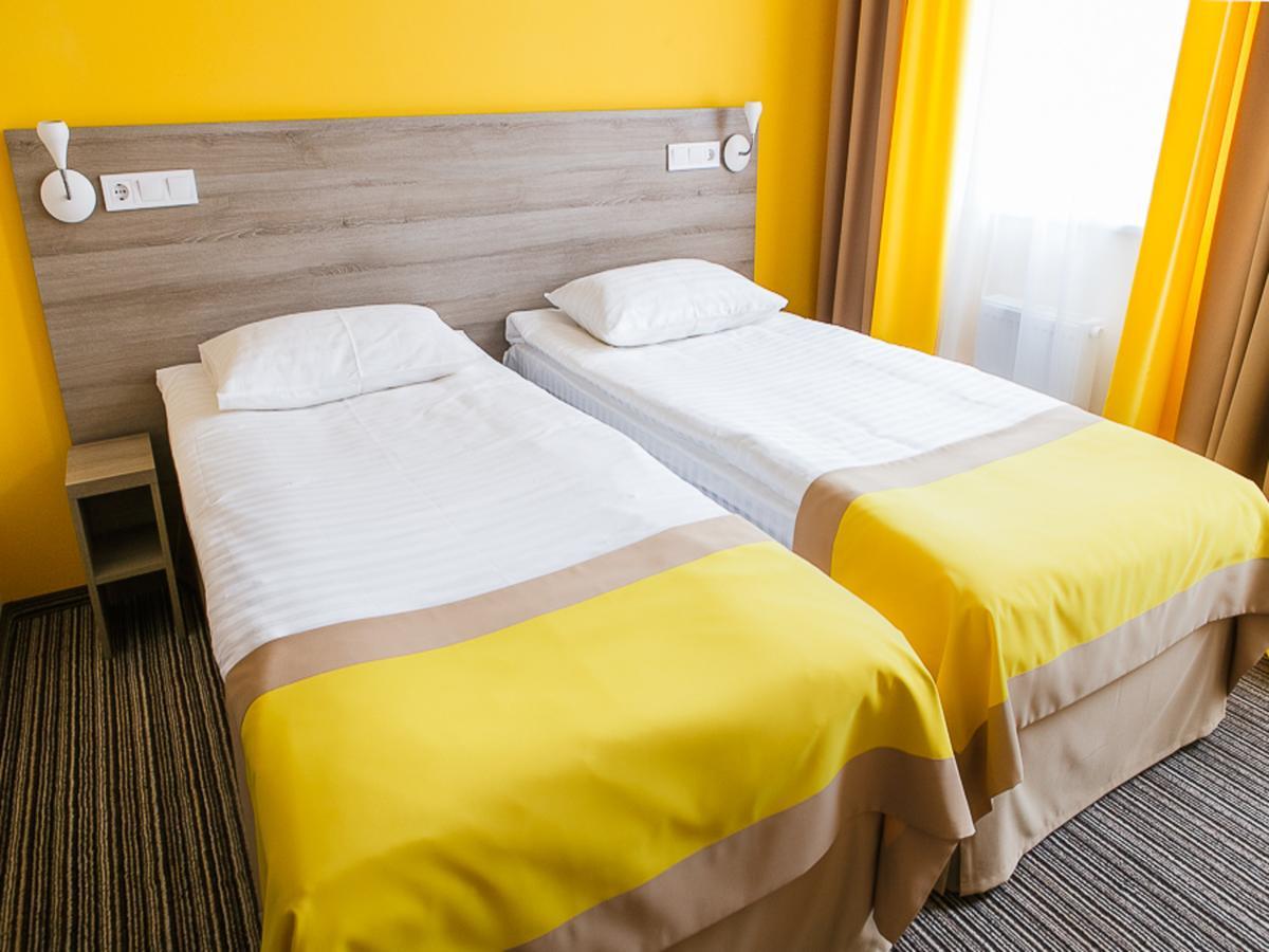 Raziotel Kyiv Yamska Esterno foto